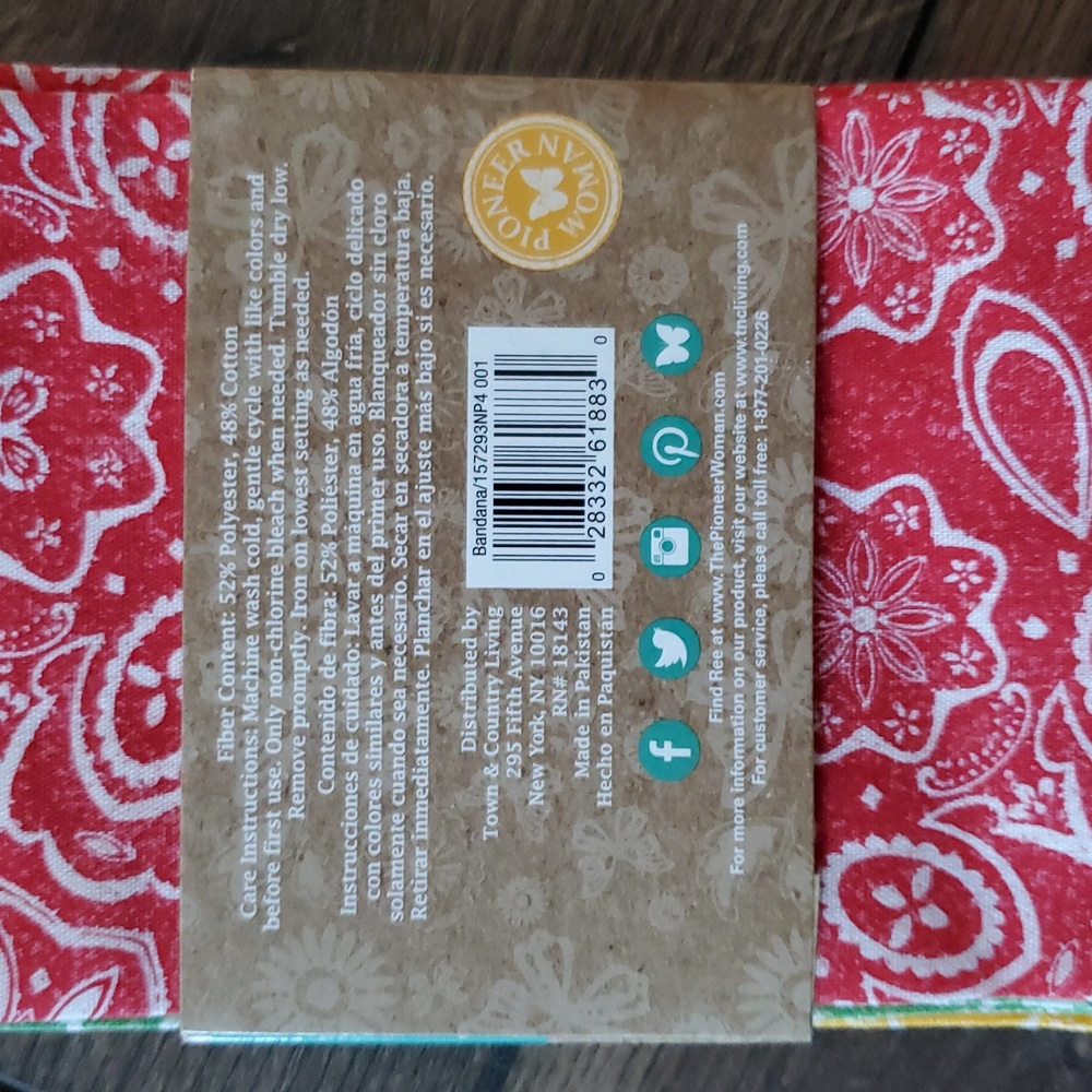 The Pioneer Woman Napkins - Picture 3 of 5